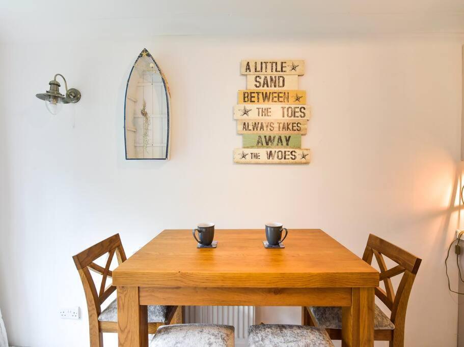 The Smugglers Hideout - Sleeps 4 - With Hot Tub * The Mumbles